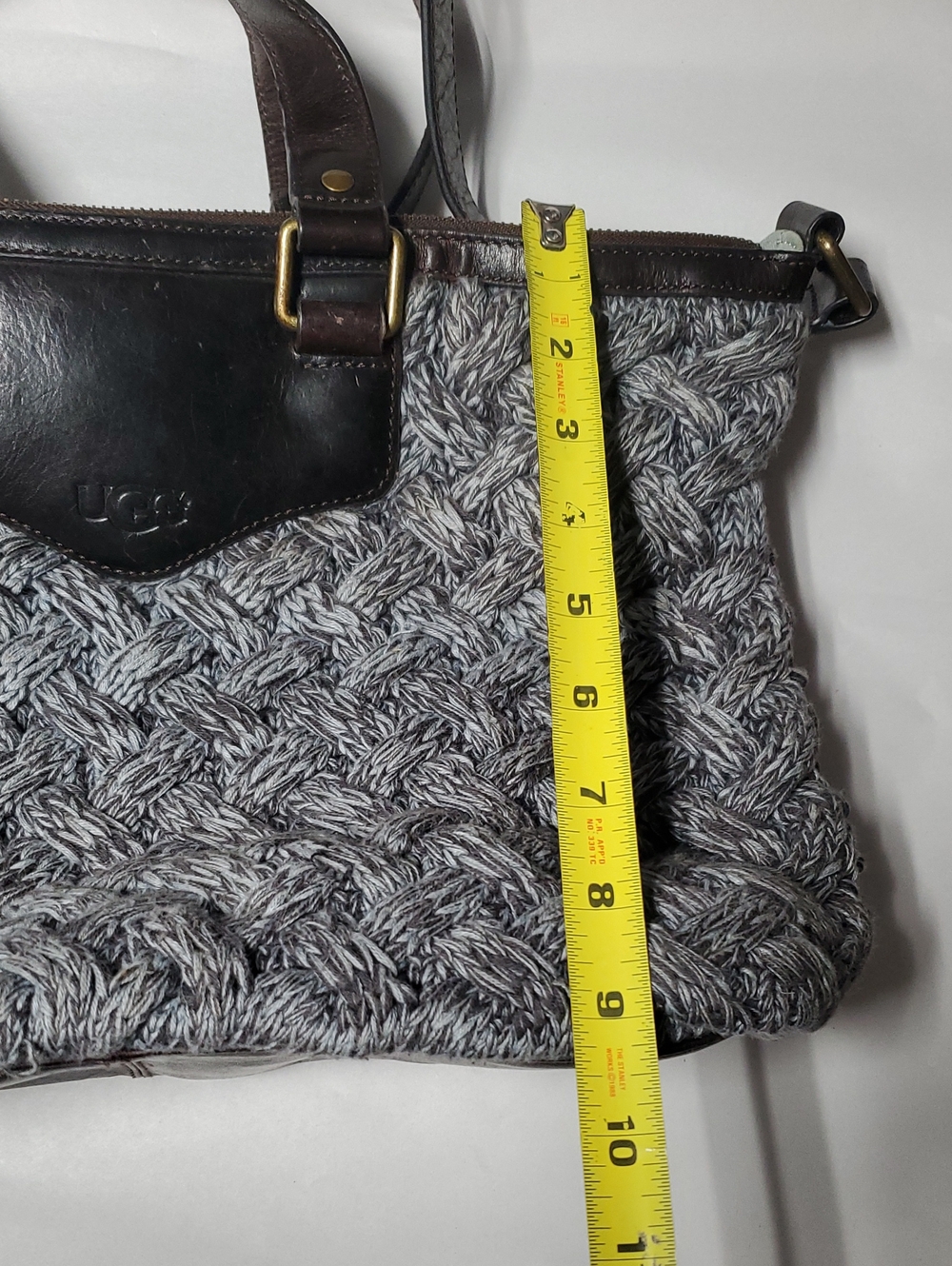UGG Gray Knit & Brown Leather Cross-Body Bag Chunky Knit Purse Travel - Picture 12 of 13
